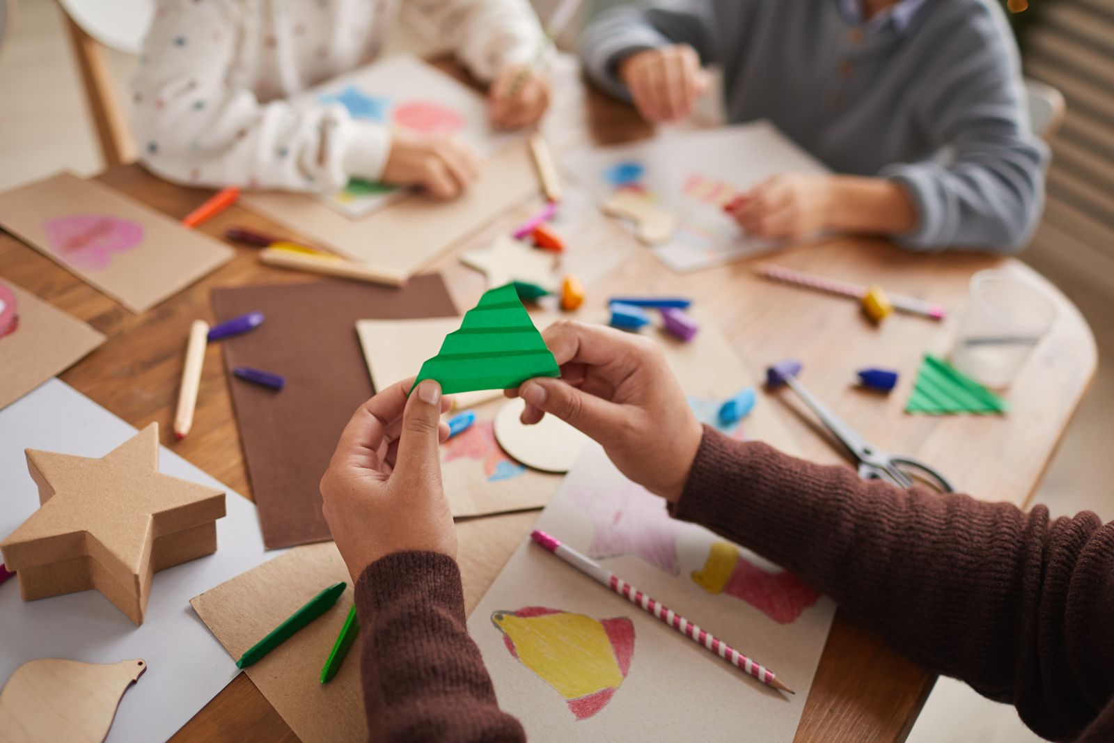 Children enjoying arts crafts at Active Minds